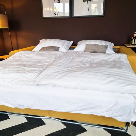 Maremar - Design Maisonette Altstadt - 4 Pers - 57Qm - Luxus Boxspringbett - Kueche - Arbeitsplatz - Privater Parkplatz グライツ エクステリア 写真